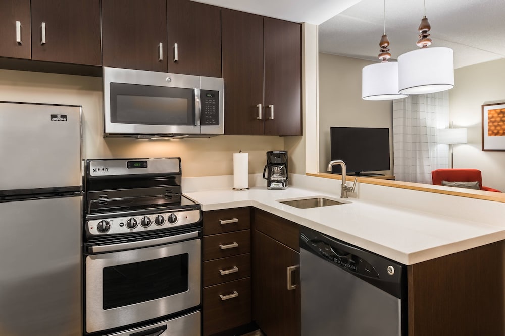 TOWNEPLACE SUITES LATHAM ALBANY AIRPORT 49/62