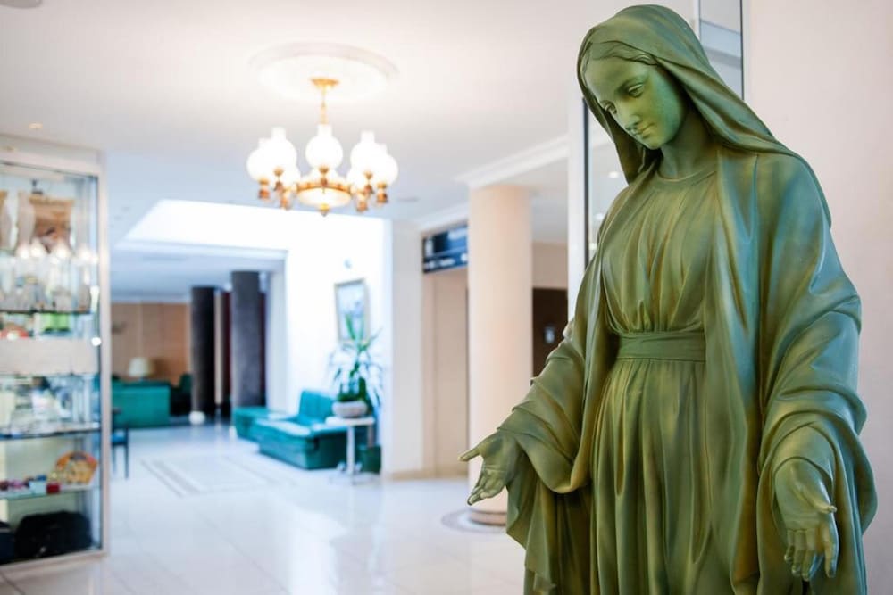 Hotel Christ Roi 39/64