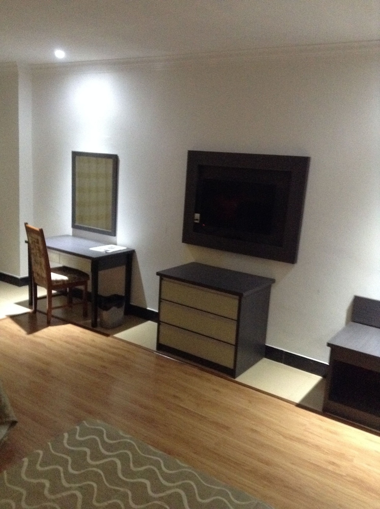 Purnama Hotel Limbang 25/35