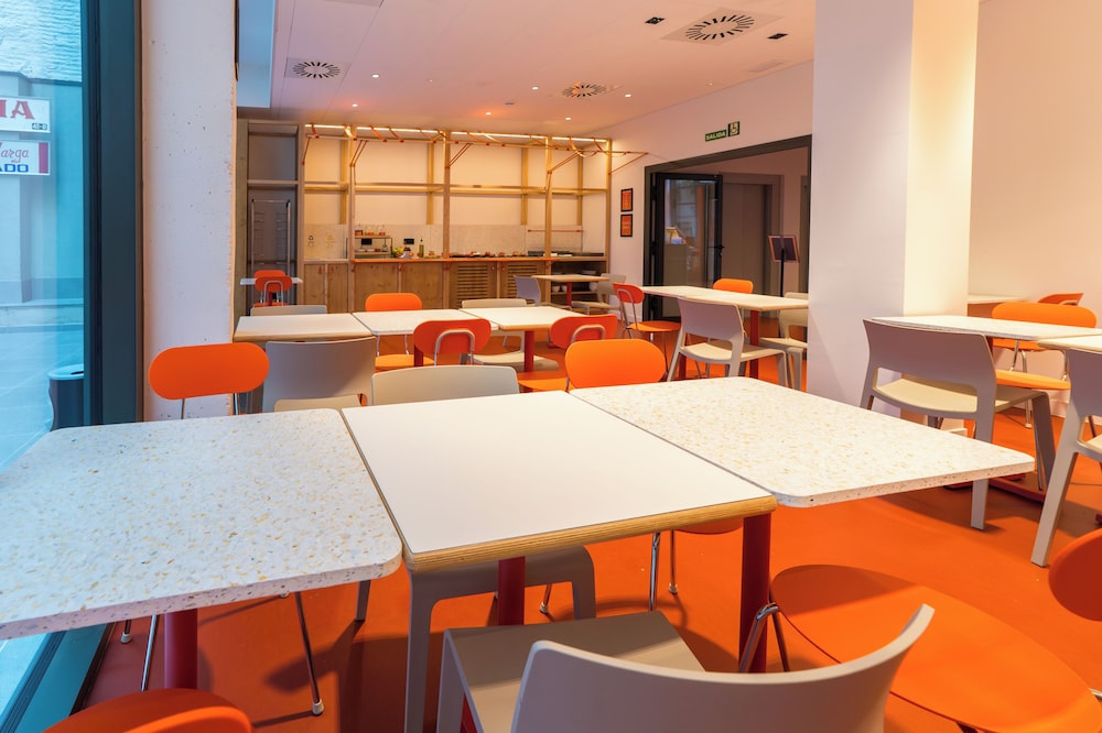 easyHotel Barcelona La Sagrera 35/47