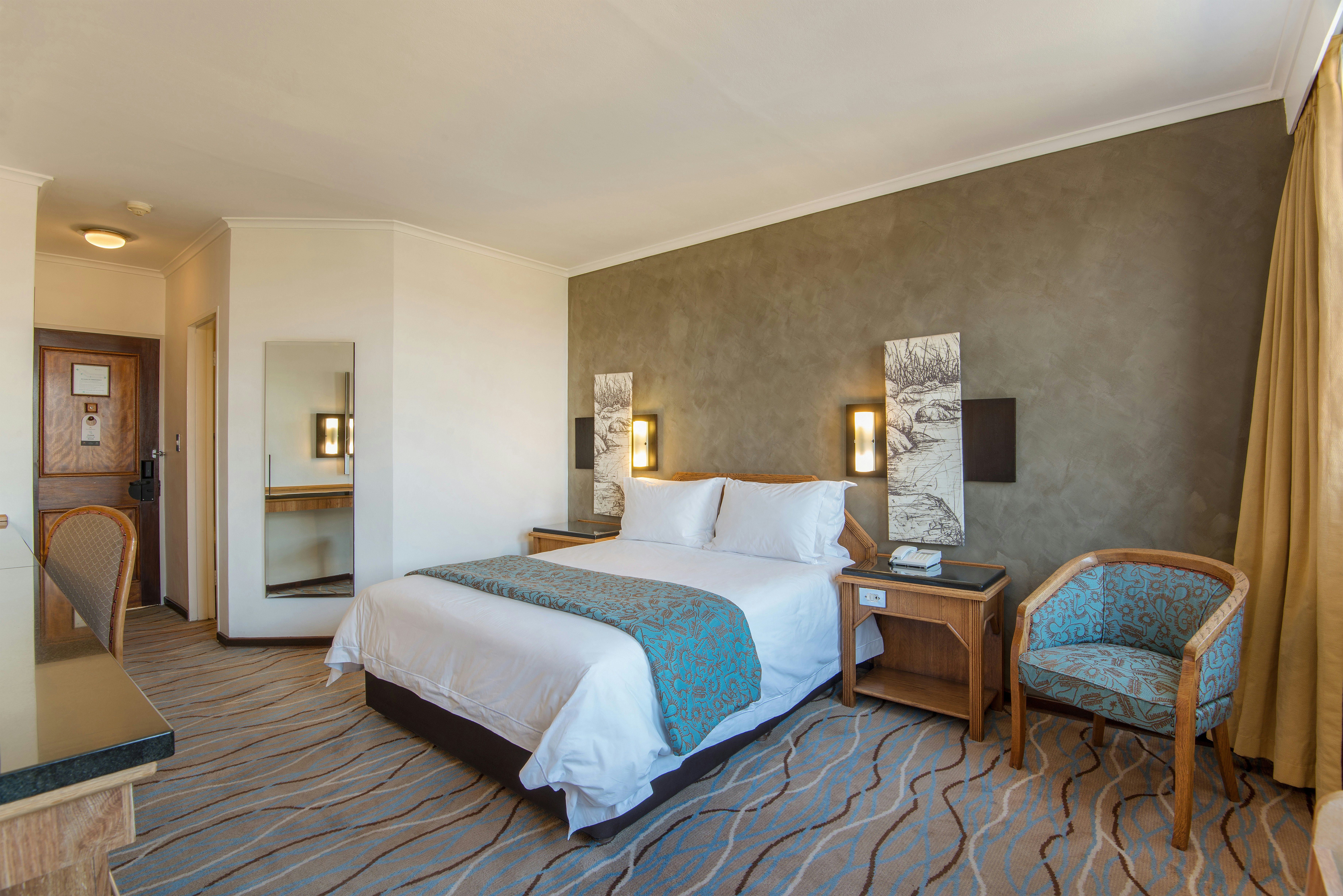 The Centurion Hotel 23/64