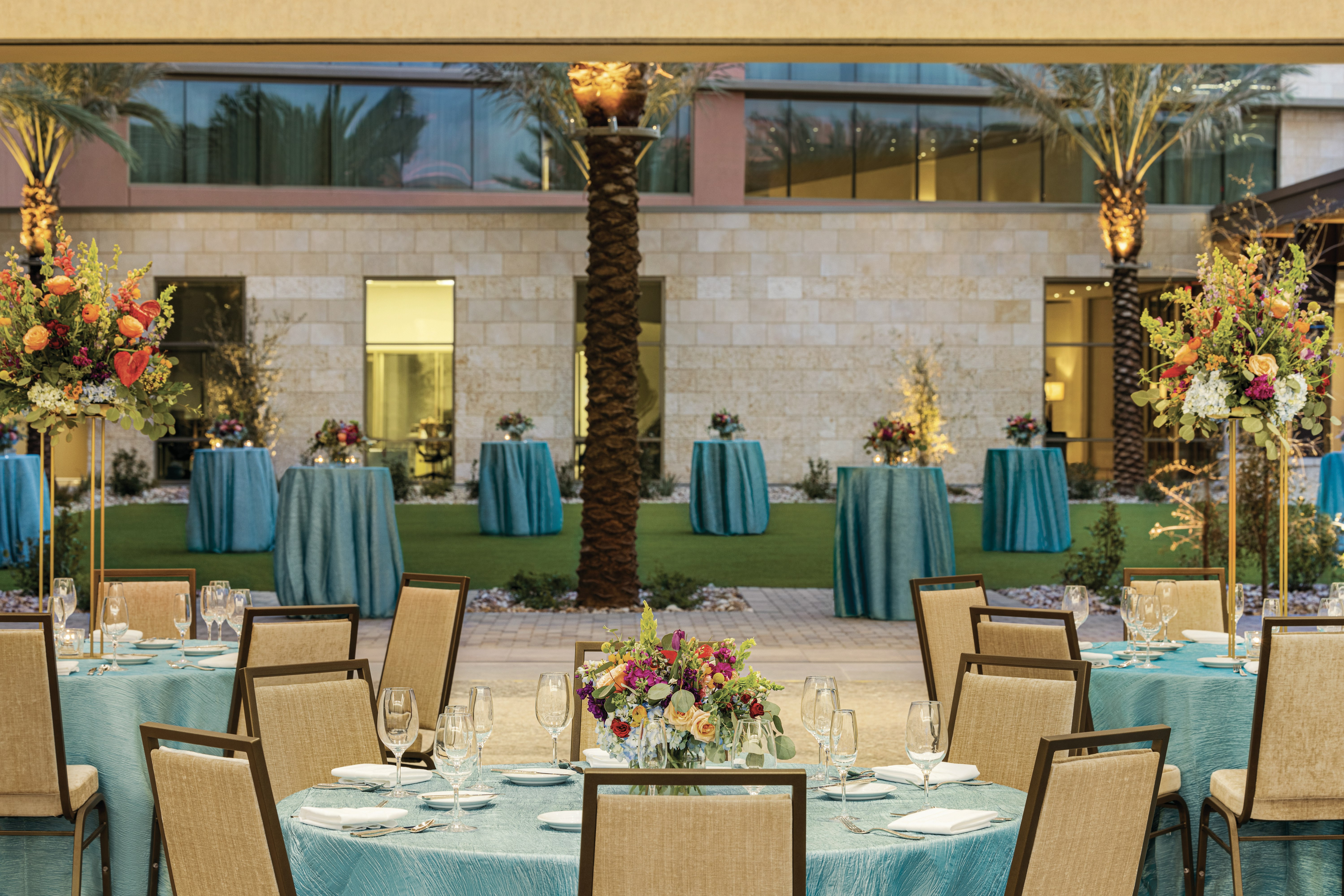 Hilton North Scottsdale at Cavasson 24/50