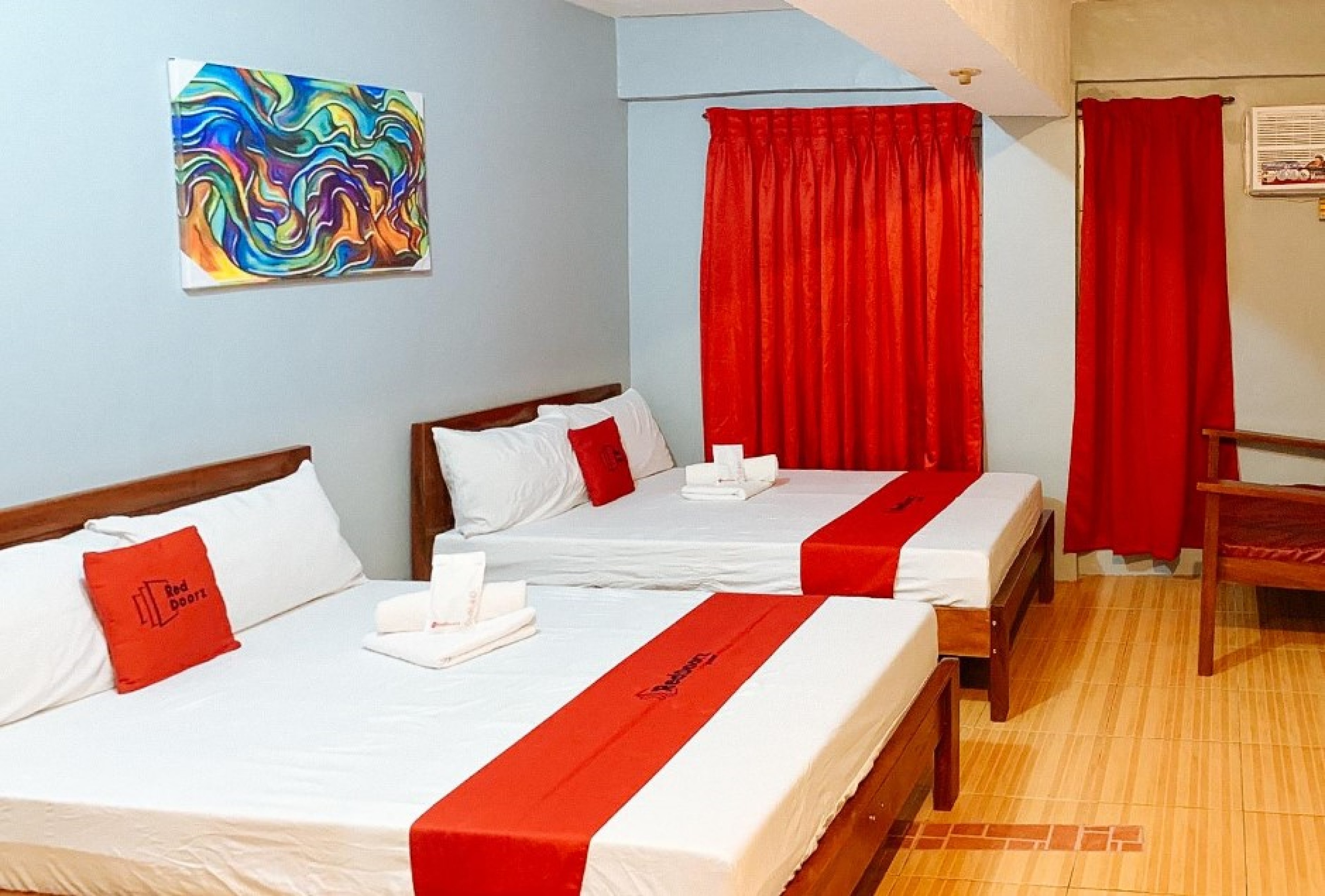 Reddoorz, Deluxe, 2 Queen Beds