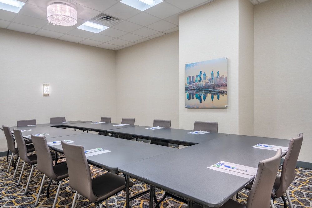 Holiday Inn Express Philadelphia-Midtown 57/77