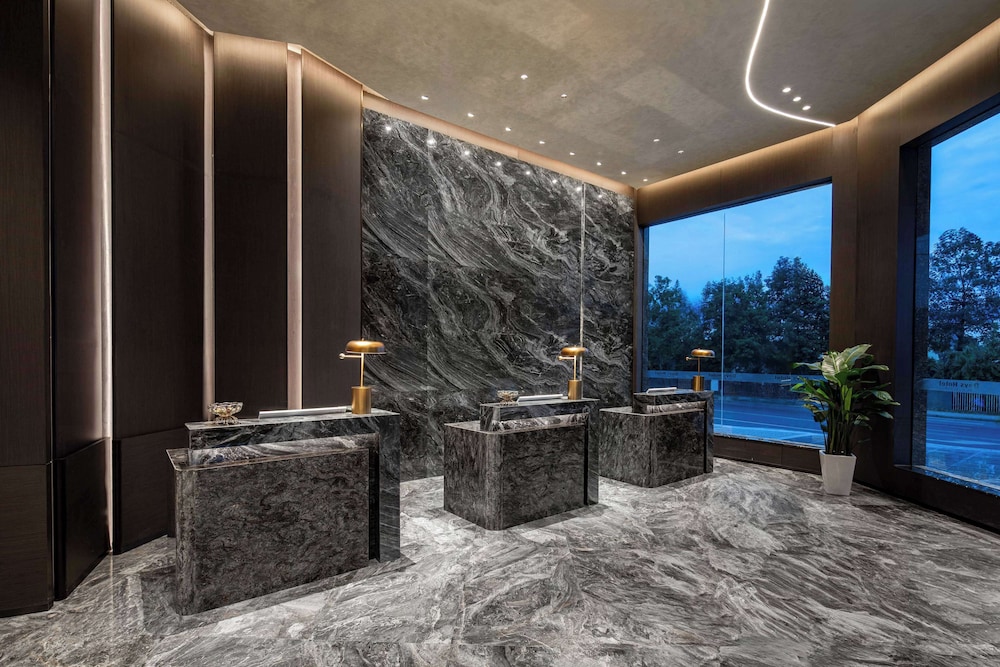 Days Hotel by Wyndham Renhuai Canglong 8/31