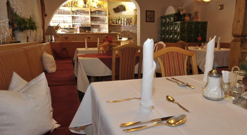 Hotel Waldhof 10/15