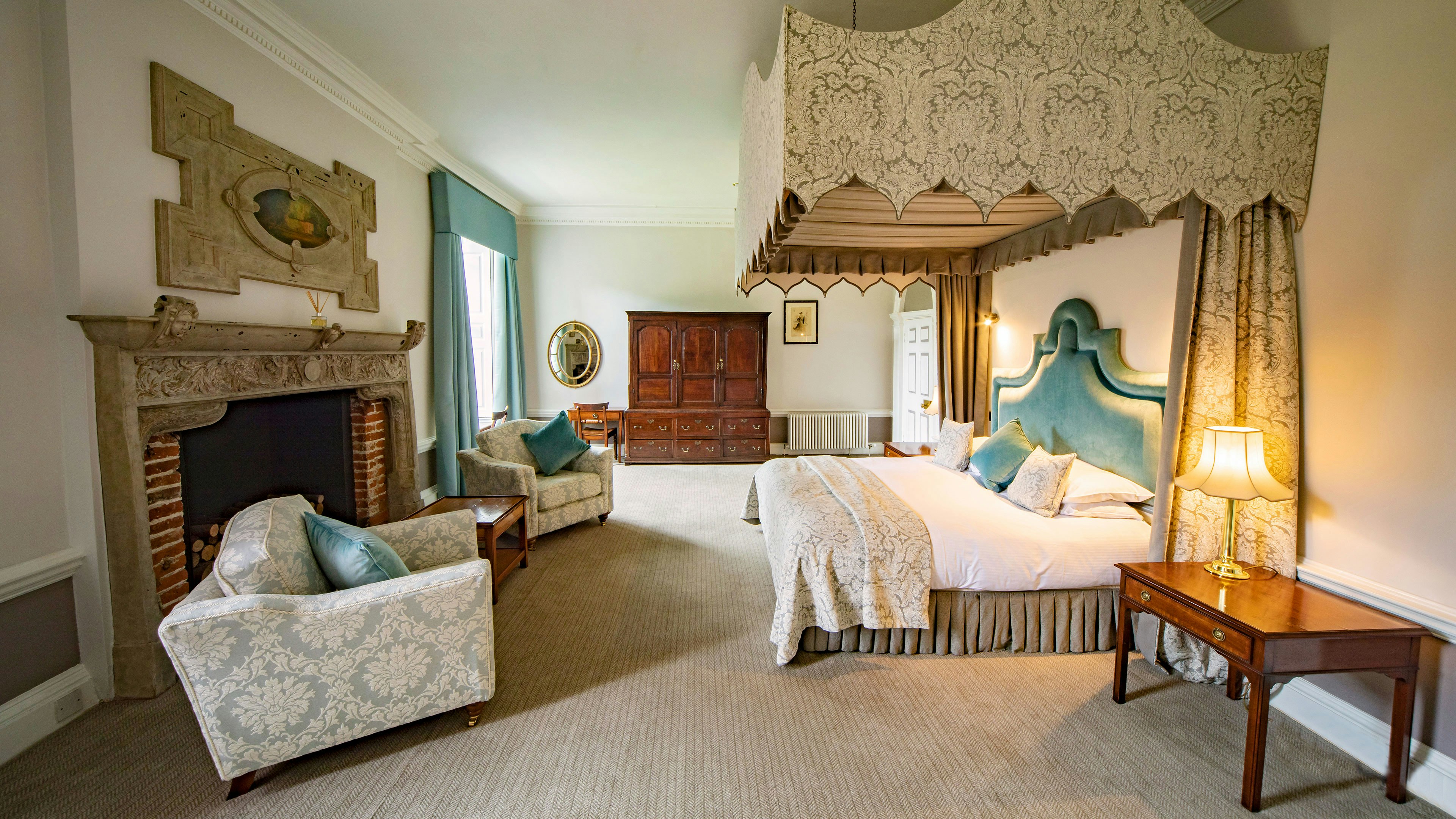 Hintlesham Hall 35/82