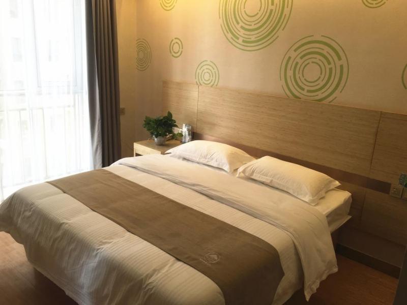 GreenTree Inn Chengde Development Zone University City Express Hotel 9/24