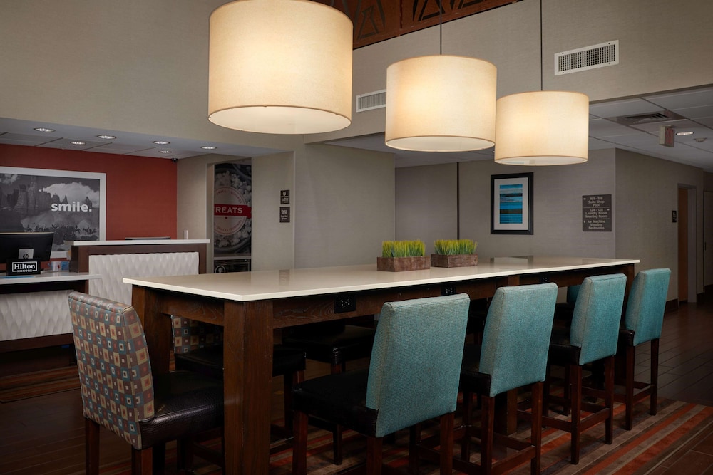 Hampton Inn Phoenix/Glendale/Peoria 15/50