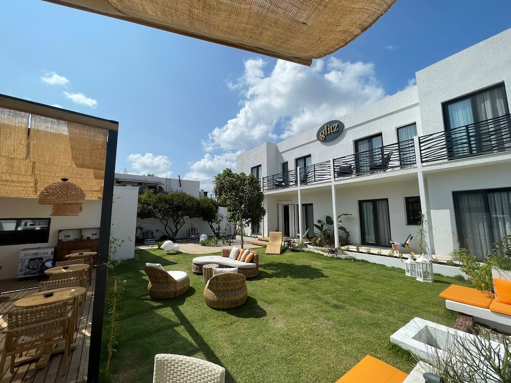 Glitz Bodrum 25/32