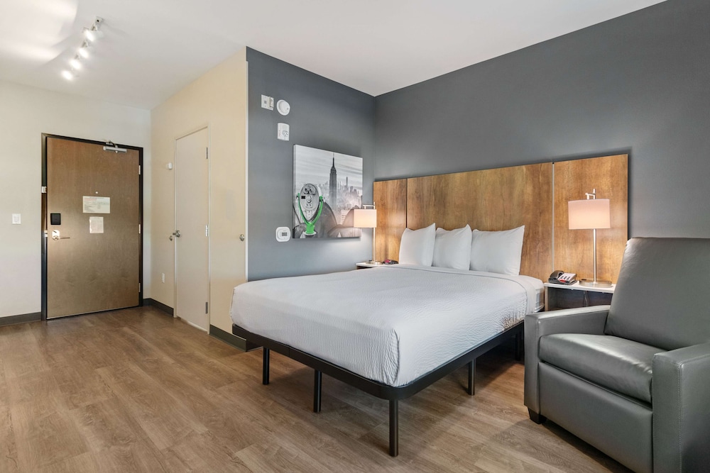 Extended Stay America Premier Suites Port Charlotte I-75 11/41