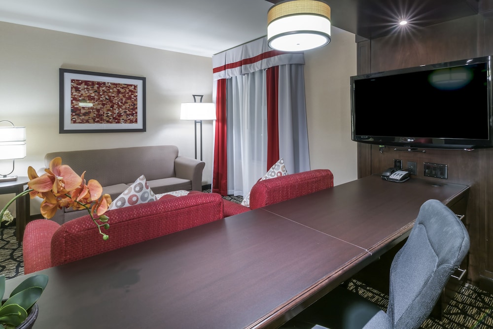Hampton Inn and Suites Salt Lake City / Univ Foothill Dr UT 49/69