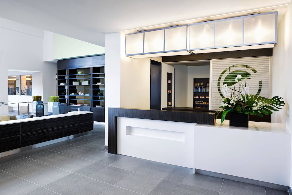 Lobby at Element Vaughan Southwest, VAUGHAN - ON