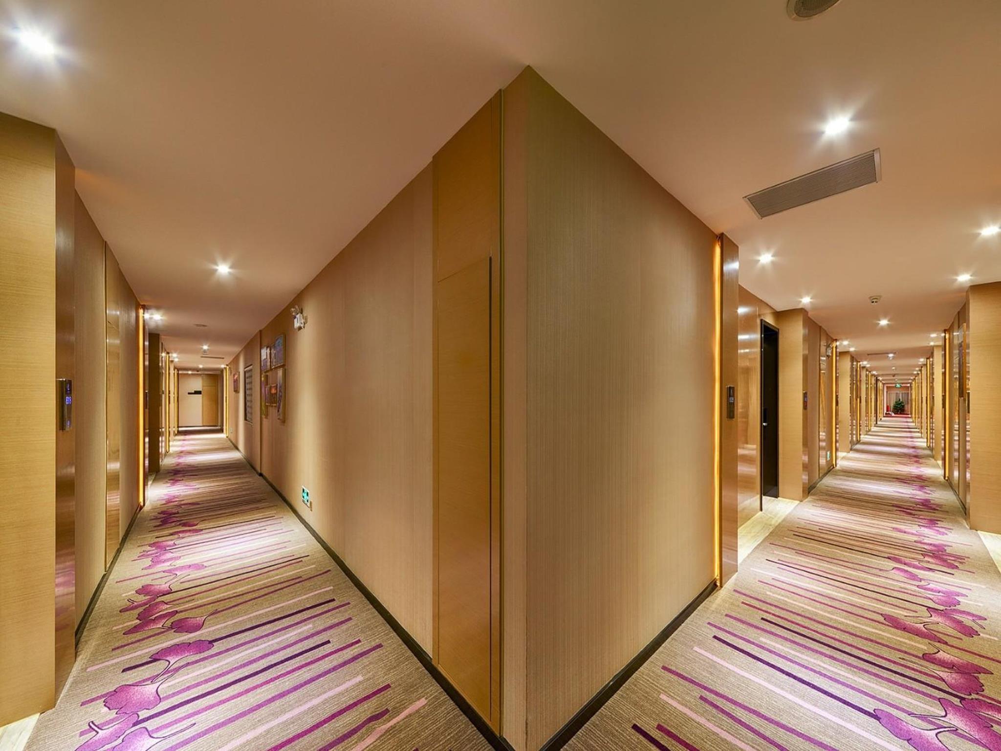 Lavande Hotel Yujiapu Branch Tianjin photo3