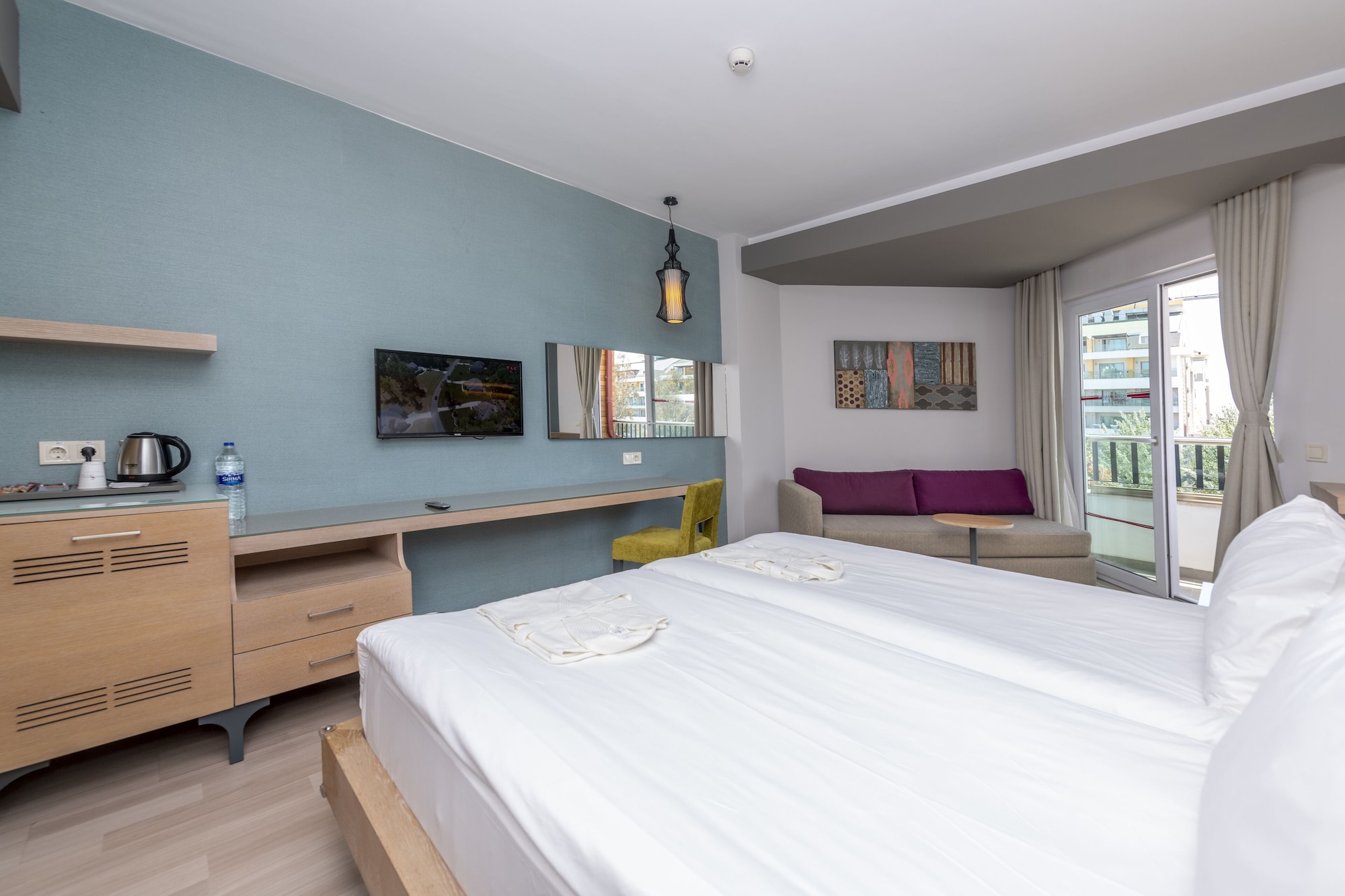 COMFORT SUPERIOR ROOM