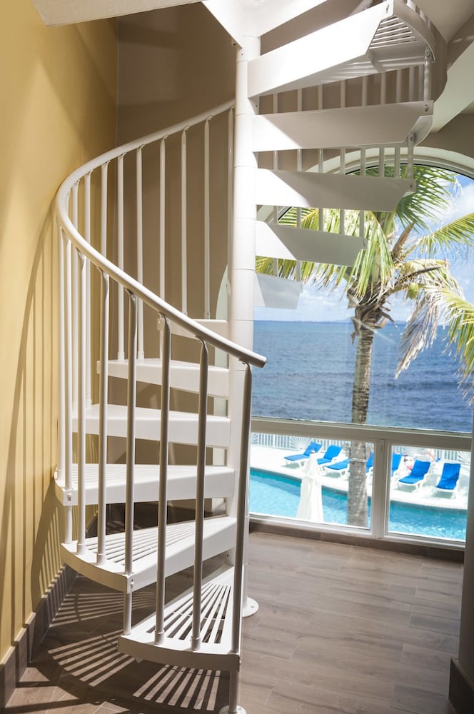 Oyster Bay Beach Resort 21/48