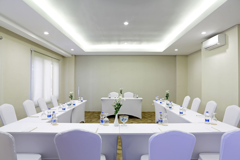 Rofa Kuta Hotel 52/62
