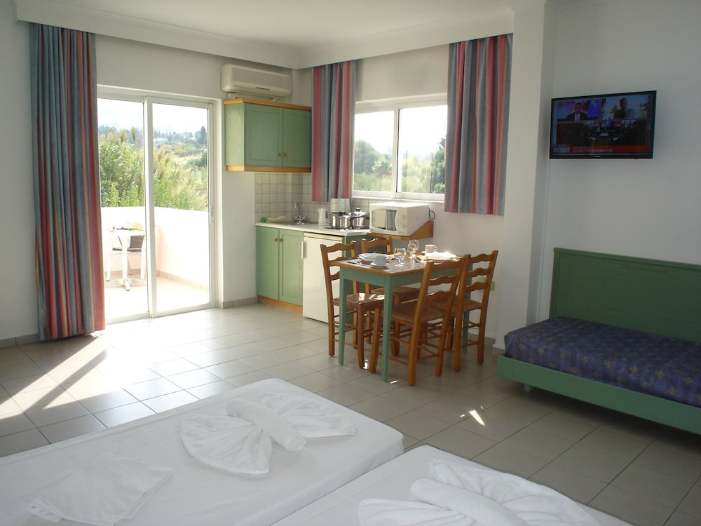 Andromeda Hotel Apartments 23/64