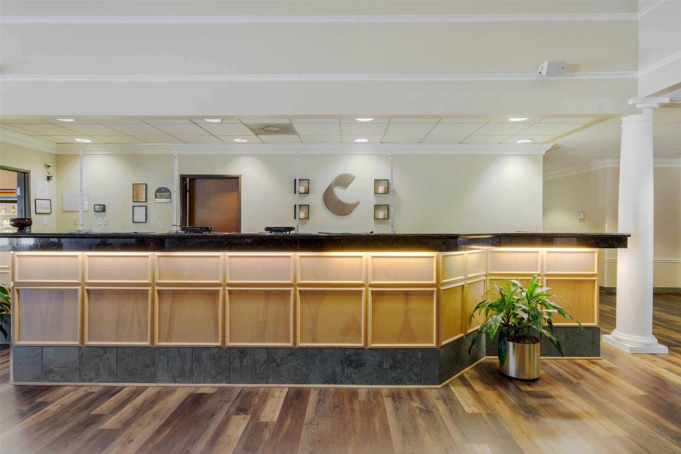 Comfort Suites La Porte - Baytown 2/16