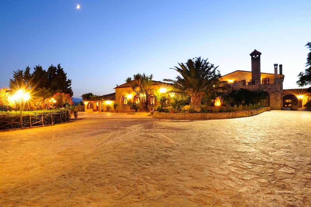 Villa Dafne 40/50