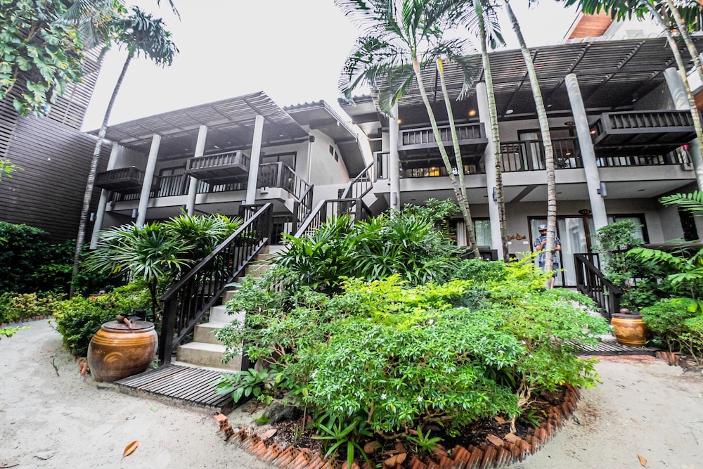 J4 Hotel Samui 47/50