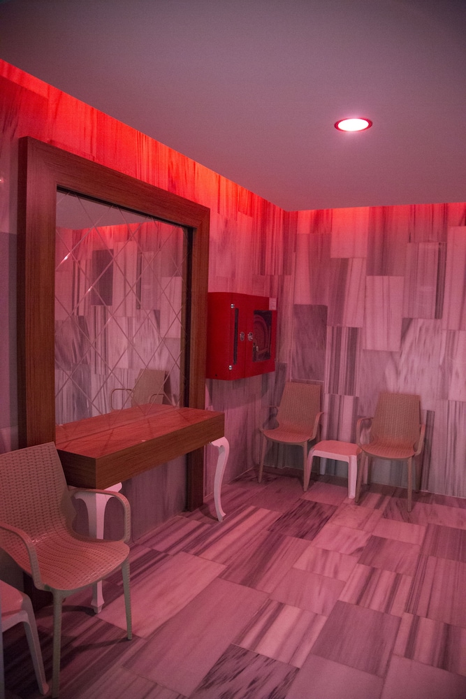 Hotel Buyuk Velic 52/76