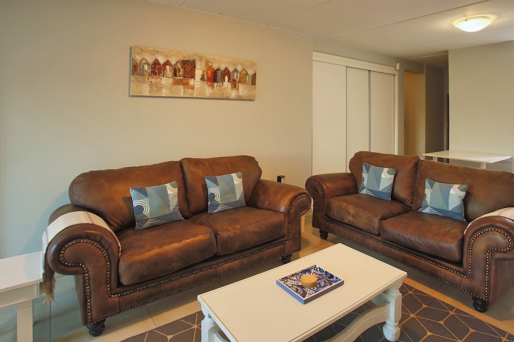 4 Bella Casa Self Catering 20/50