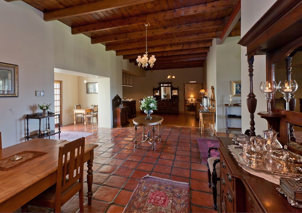 La Plume Boutique Guest House 38/50