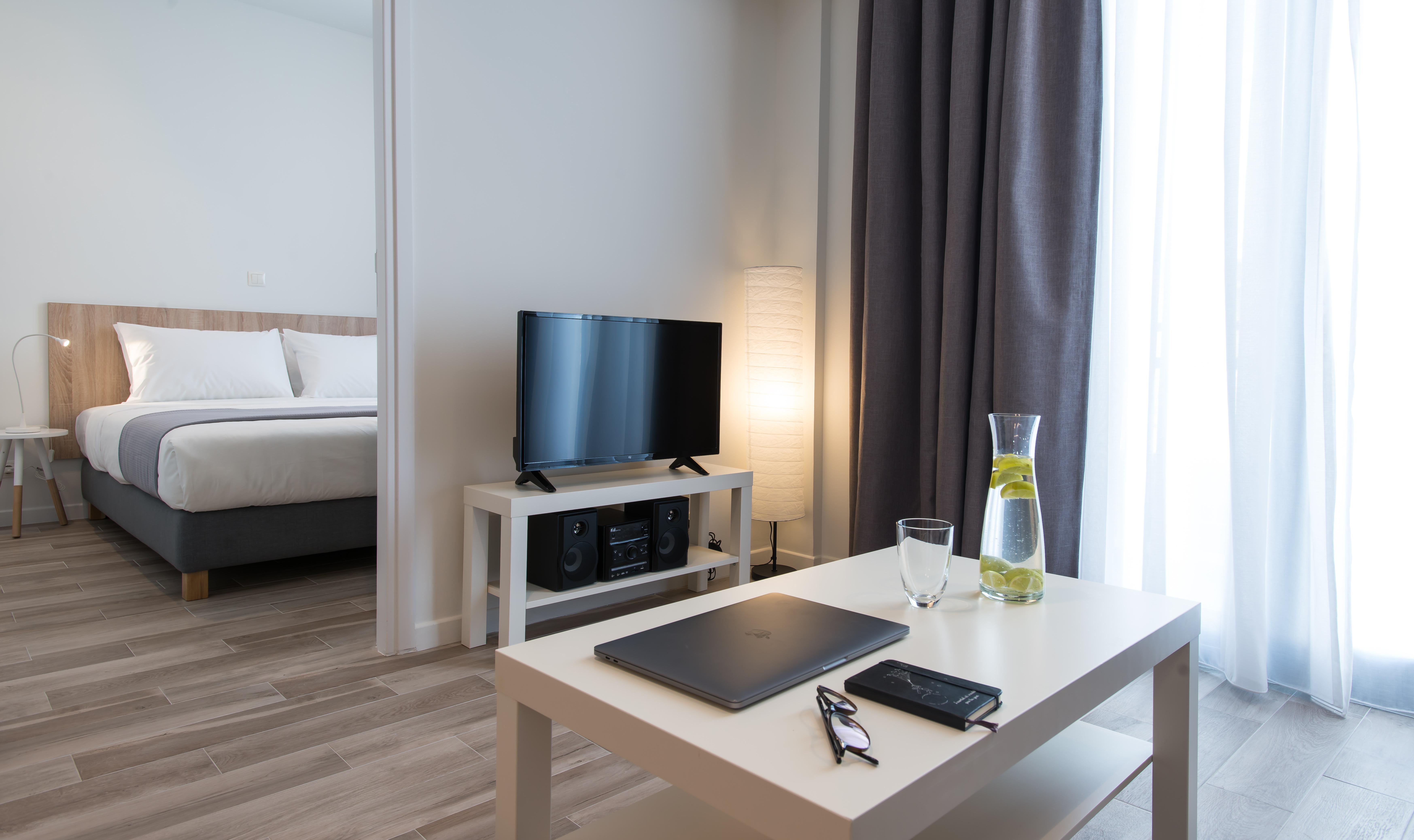 1 Bedroom, Apartment, City View, Balcony