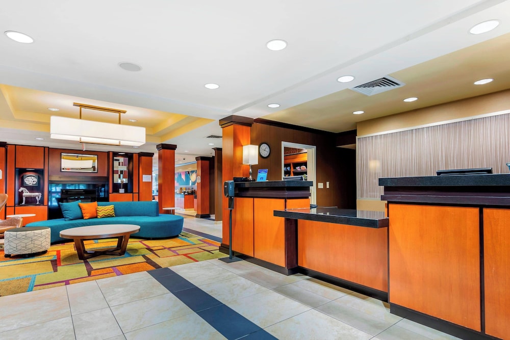 Fairfield Inn Suites Hooksett 8/50