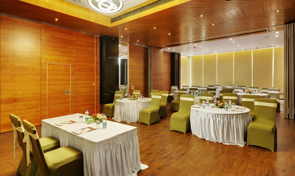 Hotel Suba Elite 34/44