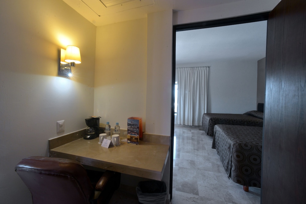 Mar y Tierra Hotel 33/48