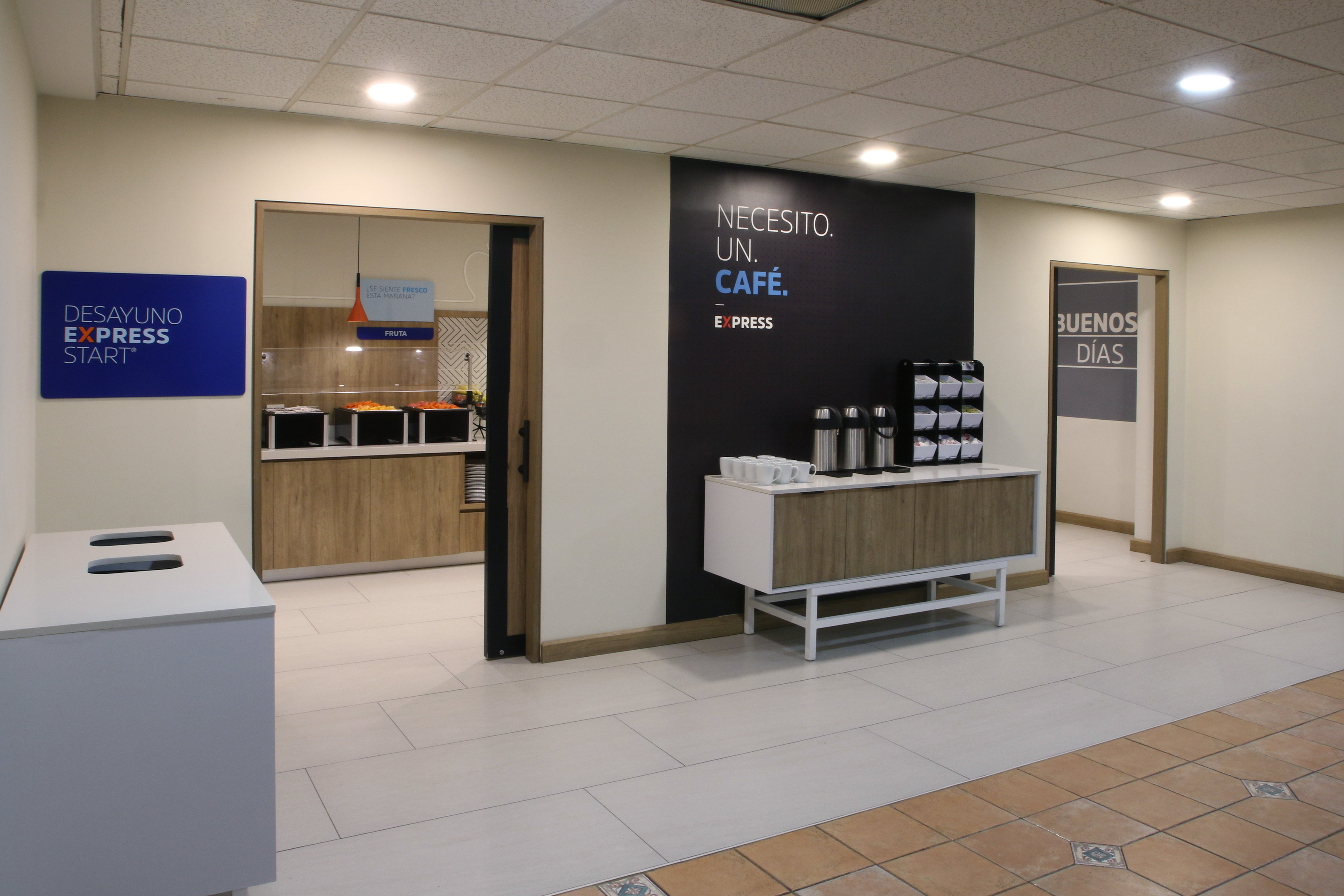 Holiday Inn Express Monterrey Tecnologico 10/50