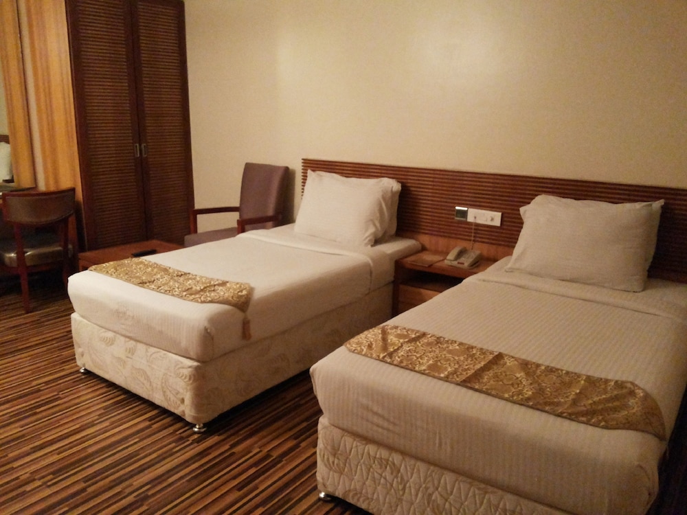 St Laurn Meditation And Spa 23/50