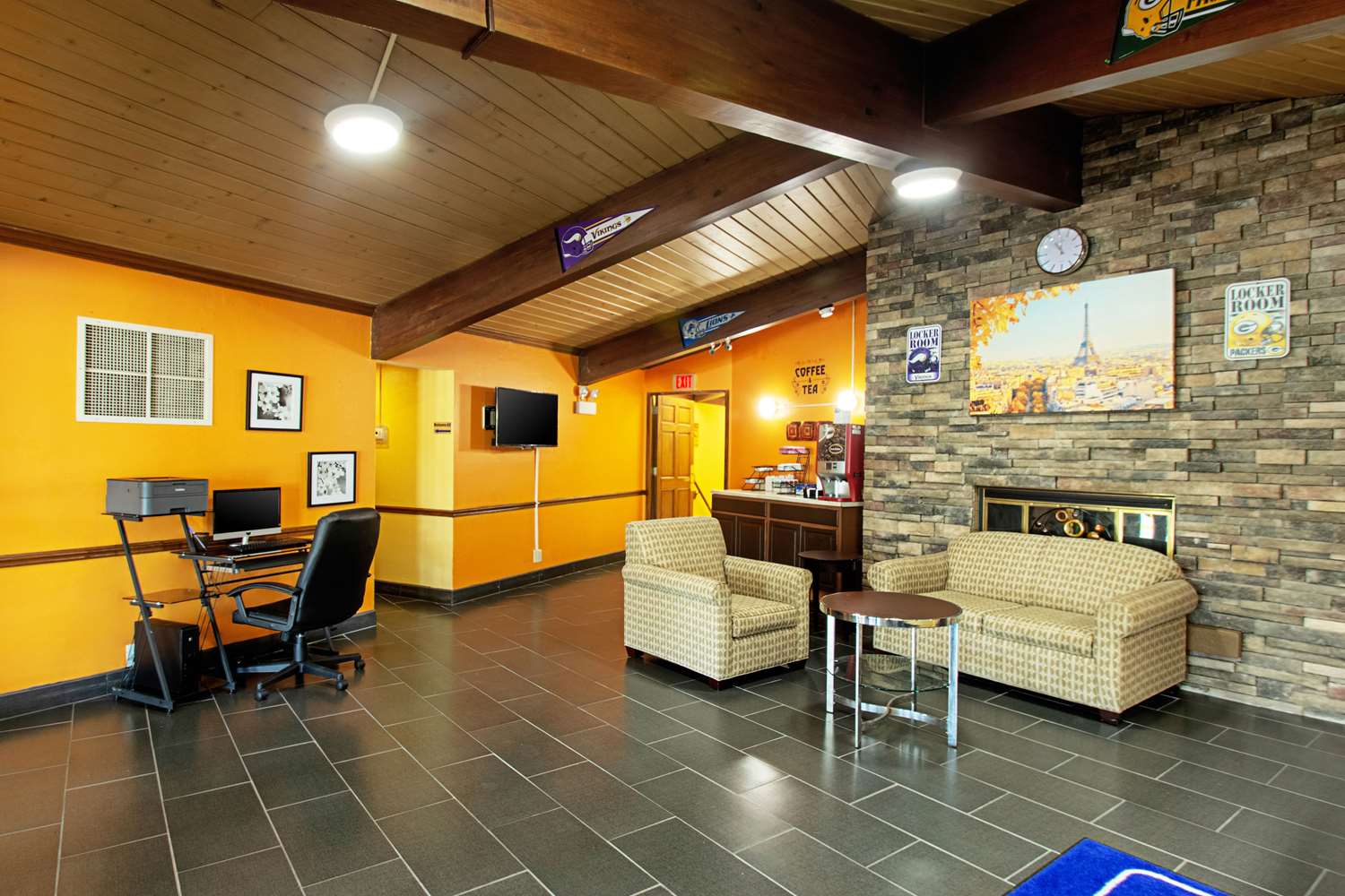 Travelodge by Wyndham Appleton (Wi) 12/18