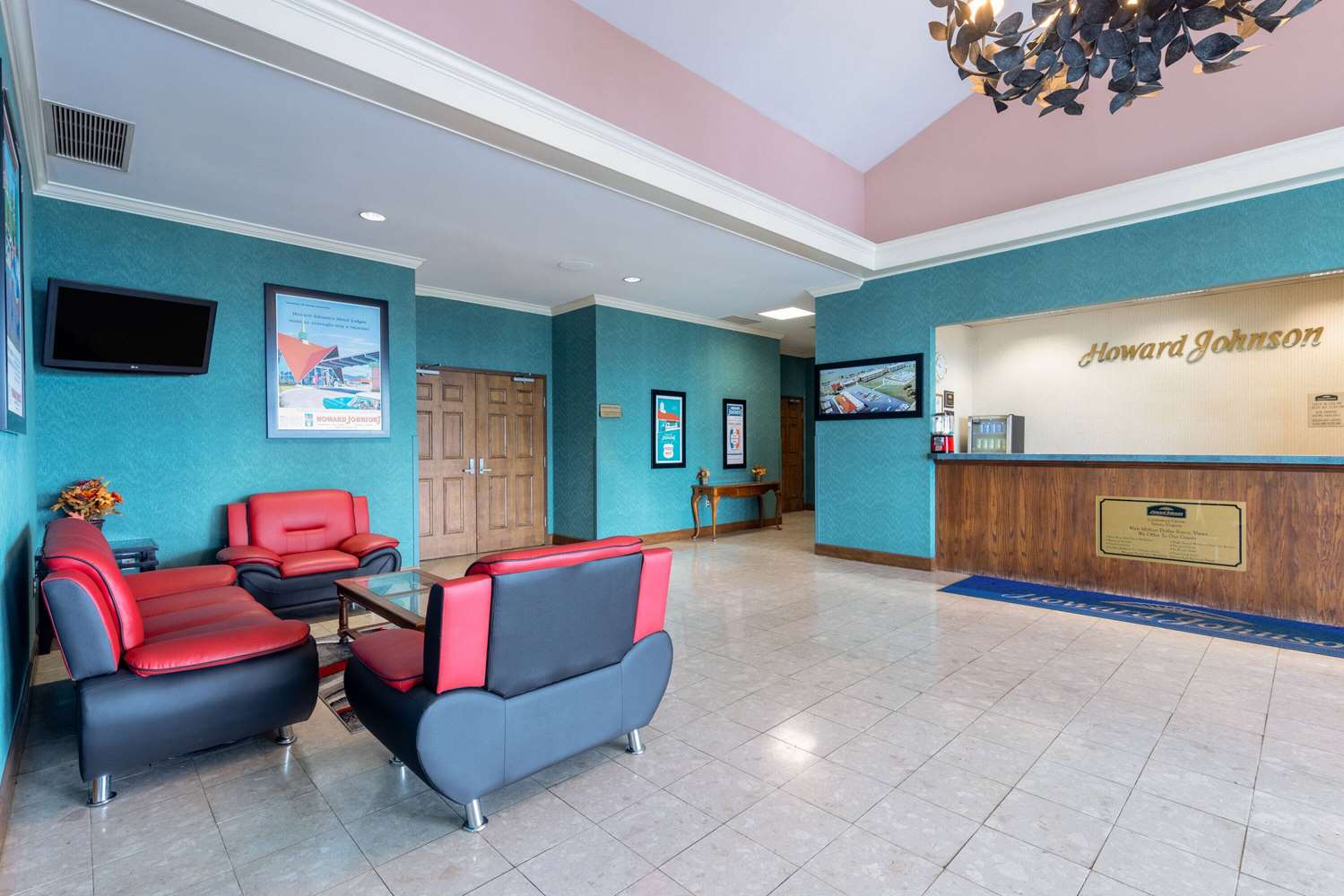 Howard Johnson by Wyndham Salem Hotel & Conference Center 7/30
