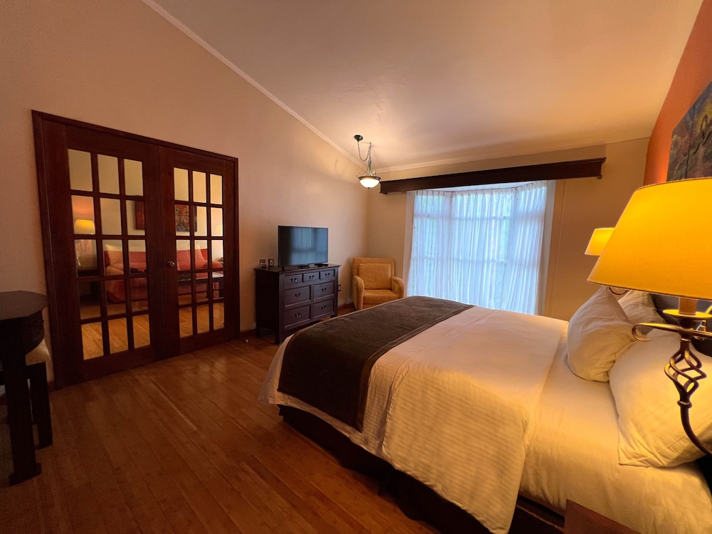 Villa Mercedes San Cristobal 44/75