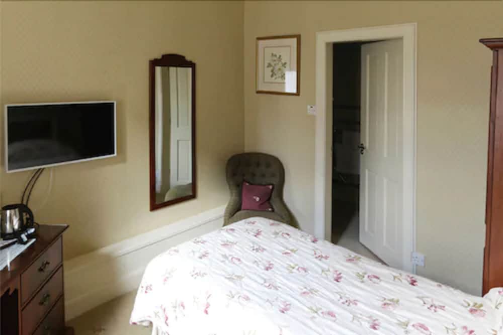 Glengarry Castle Hotel 13/42