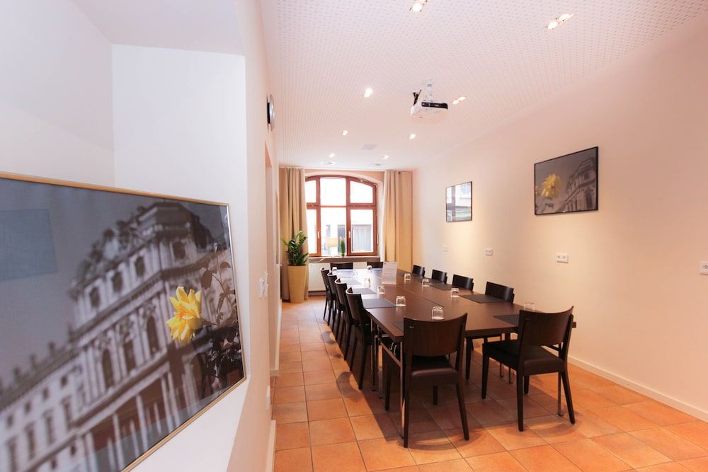 City Hotel Würzburg 36/48