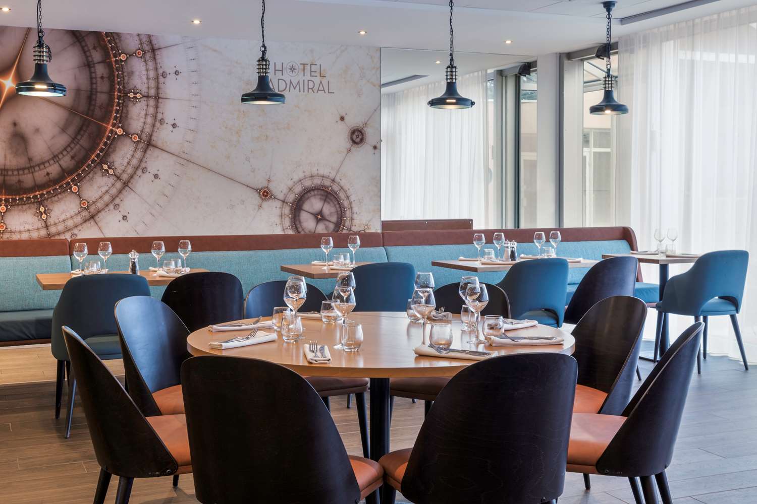 restaurant cafeteria