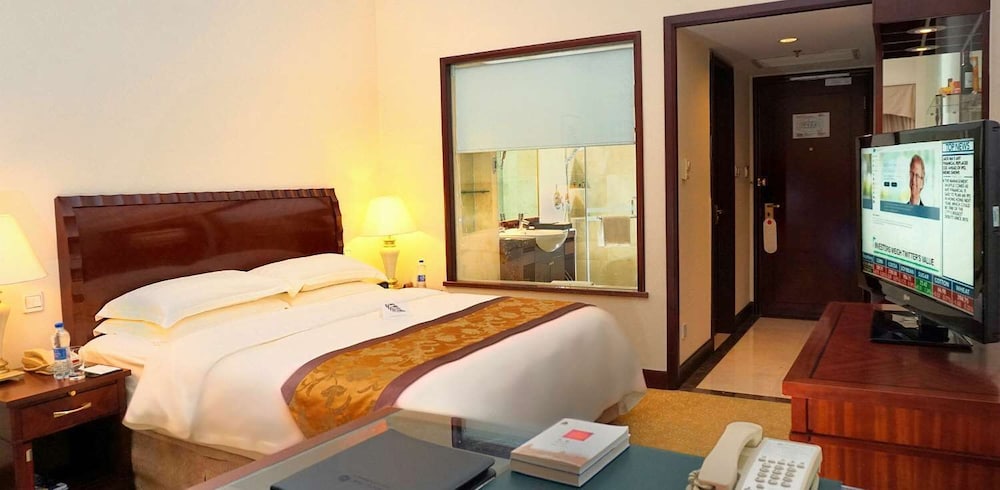 Hotel Equatorial Shanghai 3/34