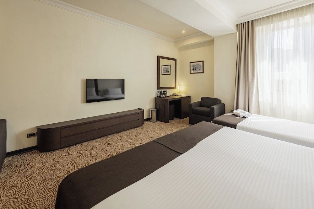 National by Stellar Hotels, Yerevan 29/76