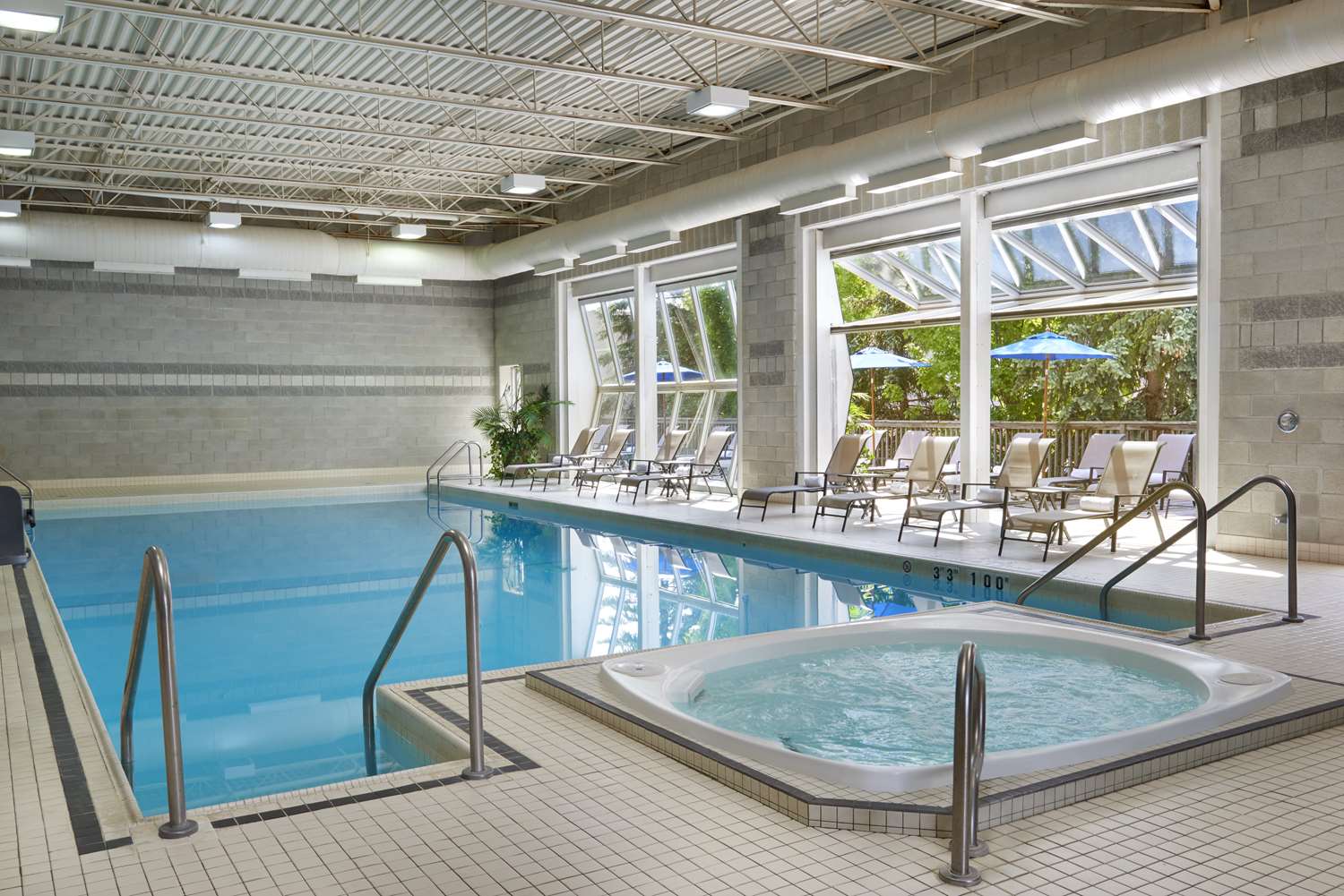 Best Western Parkway Hotel Toronto North 22/32