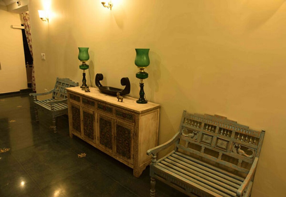 Vijaigarh Kothi 3/42