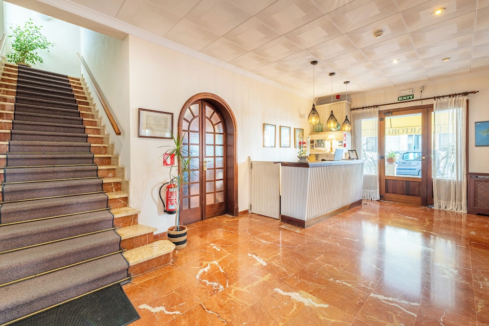 Hotel Martorell 9/50