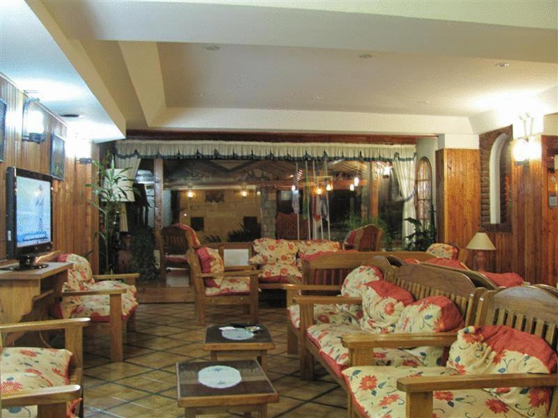 RUCA CHELI VILLAGE SKY HOTEL 36/43