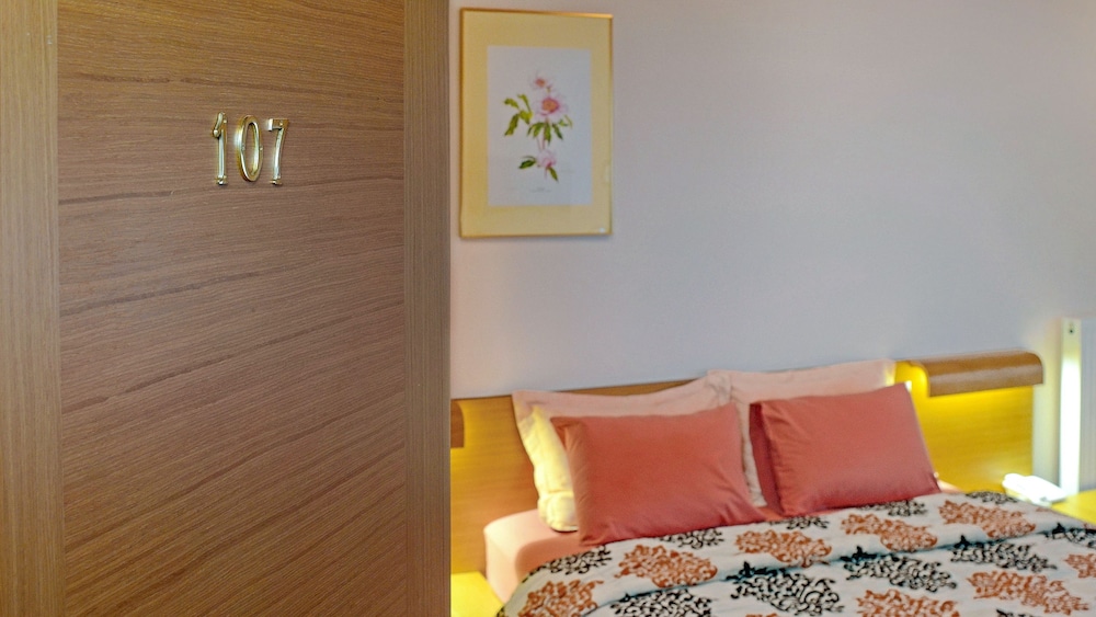 Dilofo Hotel Luxury Suites 4/51
