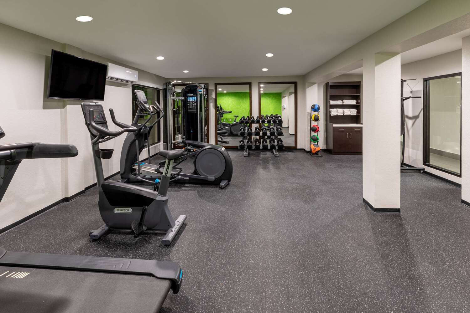 La Quinta Inn & Suites by Wyndham Houston NW Brookhollow 6/15