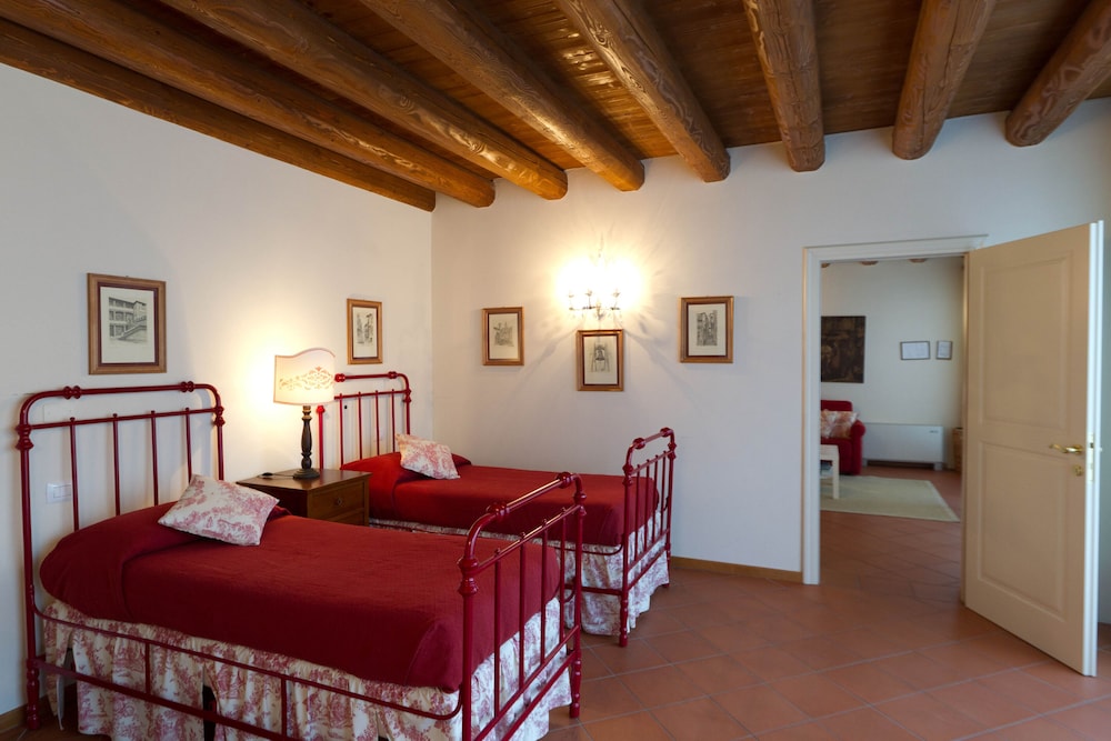 Relais Corte Paradiso 58/76