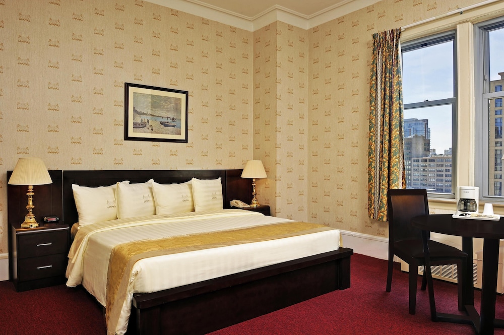 The Congress Plaza Hotel 5/50